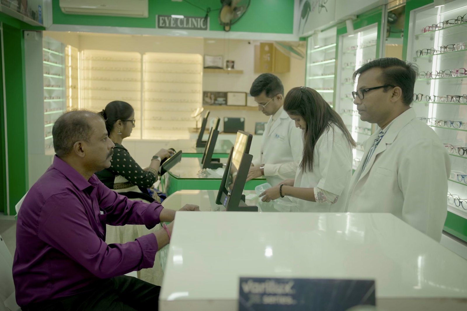 Robotic Eye Test Machine